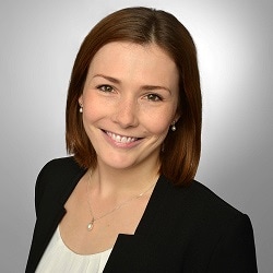 Lisa Schrader
