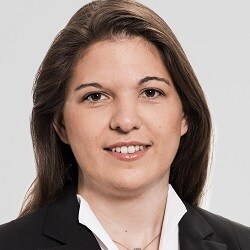 Dr. Sabine von Oelffen