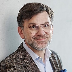 Dr. Darko Sucic